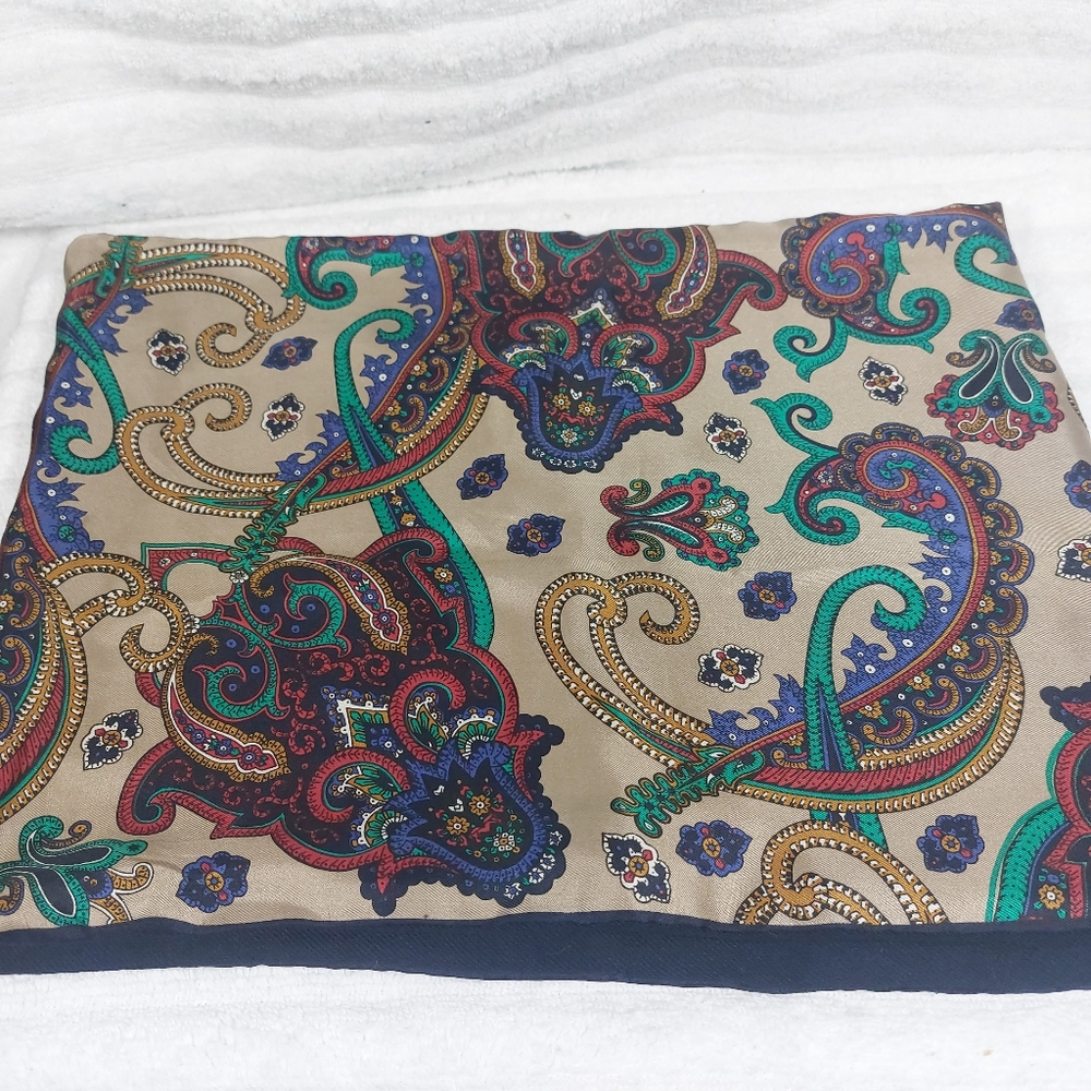 Amanda Smith Silk Wool Rectangle Scarf 59 x 11" Made in Japan Paisley Blue Gold